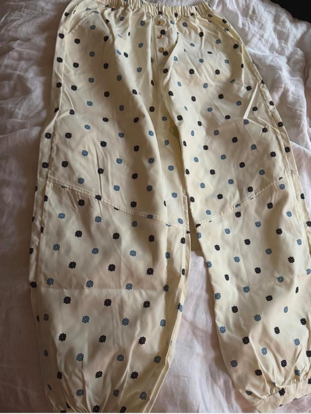 Cream Floral-Spot Elastic-Waist Joggers
